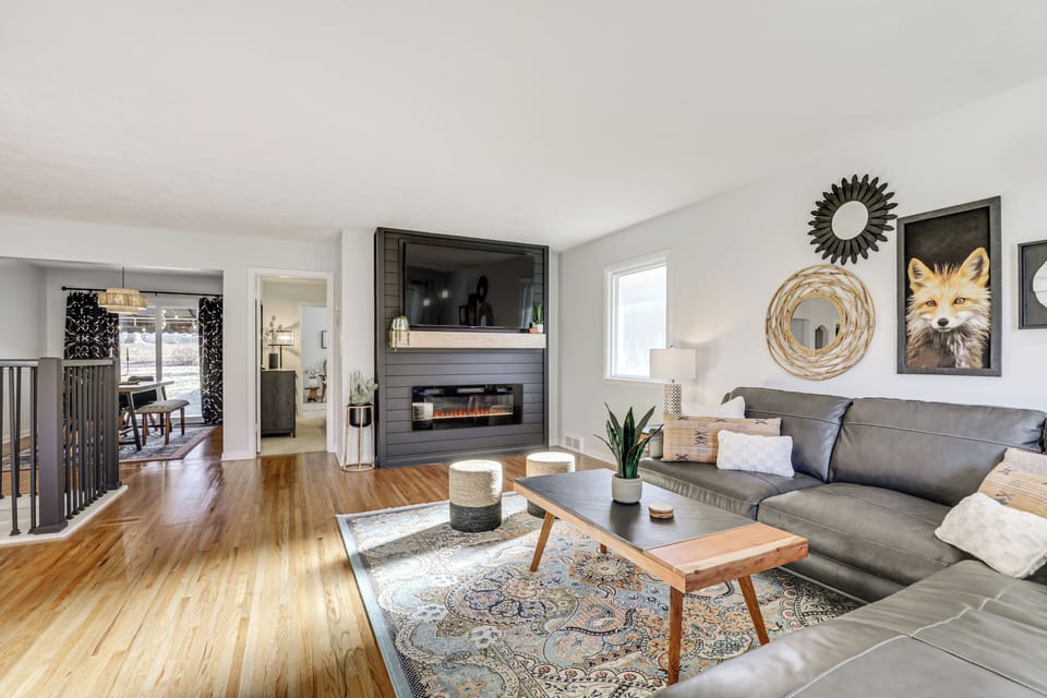 Lincoln Vacation Rental | 2BR | 2.5BA | 2,211 Sq Ft | Stairs Required