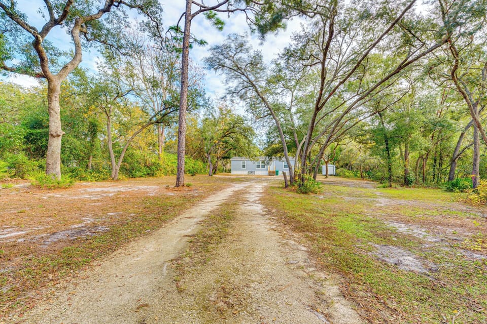 Parking | Driveway (Ample Parking) | Boat/Trailer Parking On-Site