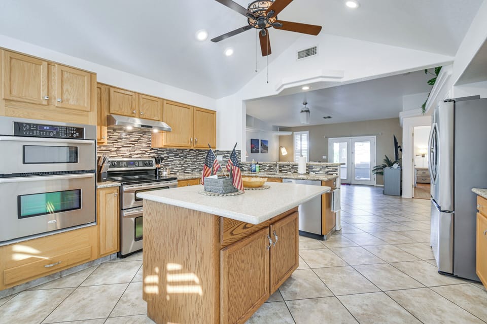 Well-Equipped Kitchen | Dishwasher | Drip Coffee Maker
