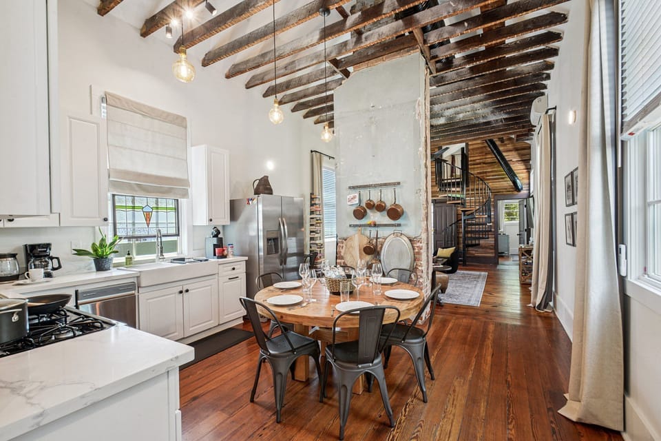 stocked kitchen, 2024 appliances, dinnerware for 8