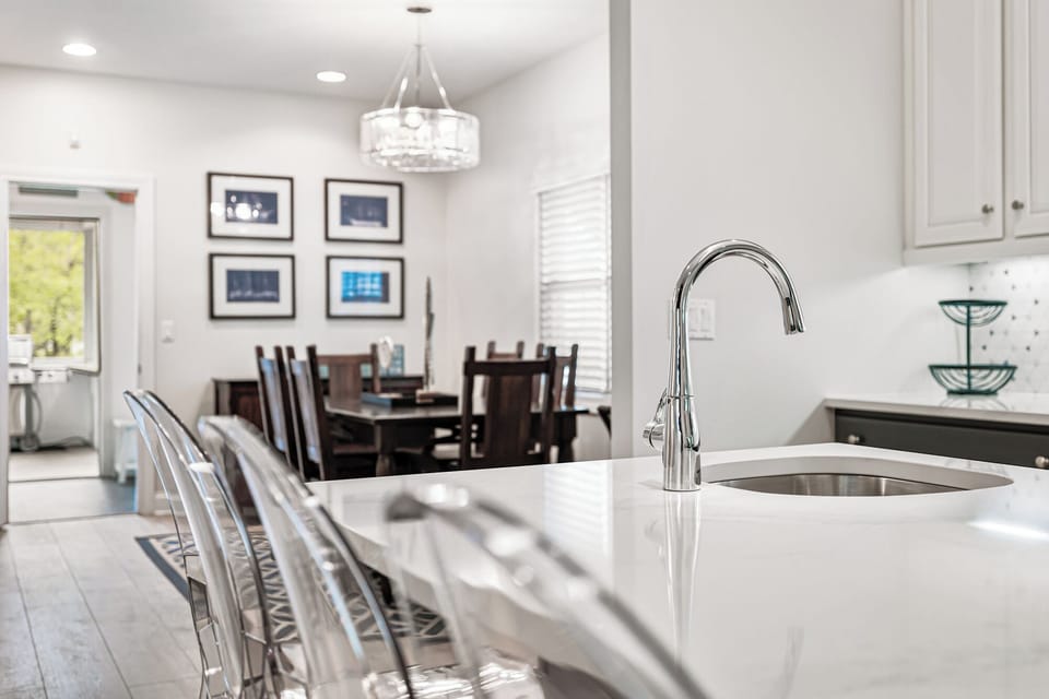 Dine fine, shine bright, repeat nightly.