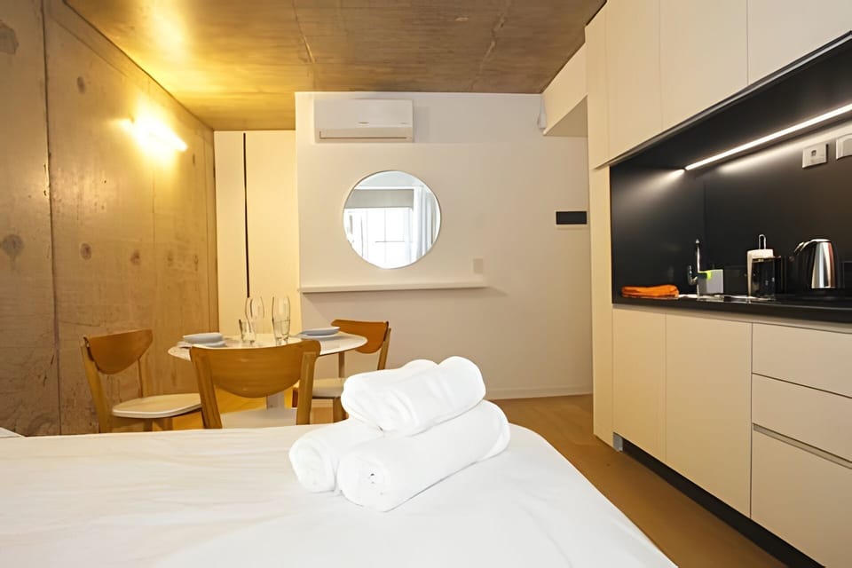 On site,Bed