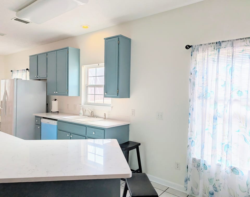 Kitchen and barstools 