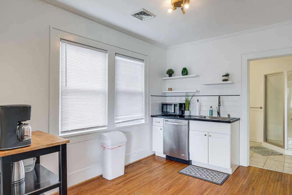 Kitchen | Dishwasher | Dishware & Flatware