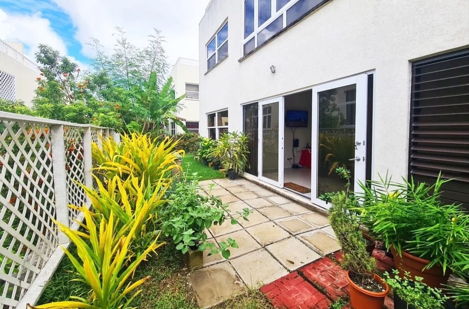 outdoor area
