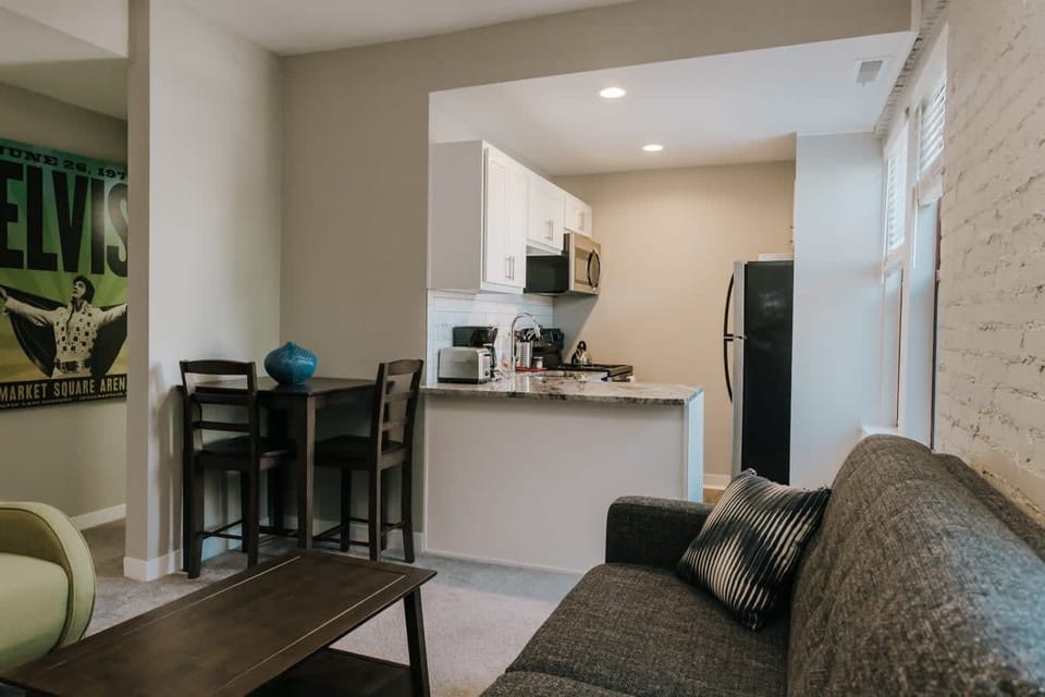 Open Kitchen