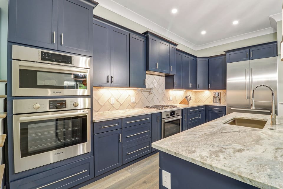 18 Hickory | Kitchen - 18 Hickory | Kitchen