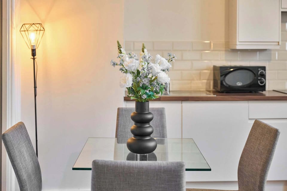 Three Graces Getaway, Liverpool - Host & Stay