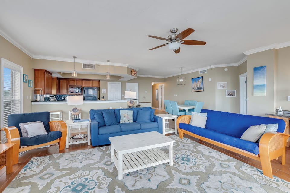 Bright & Stylish Lounge