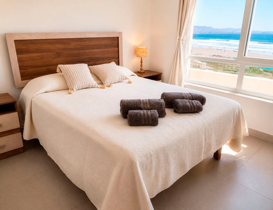 Bed,Bedroom,Pool view,View(from property / room),Garden view,Lake view,Sea view,Bird's eye view