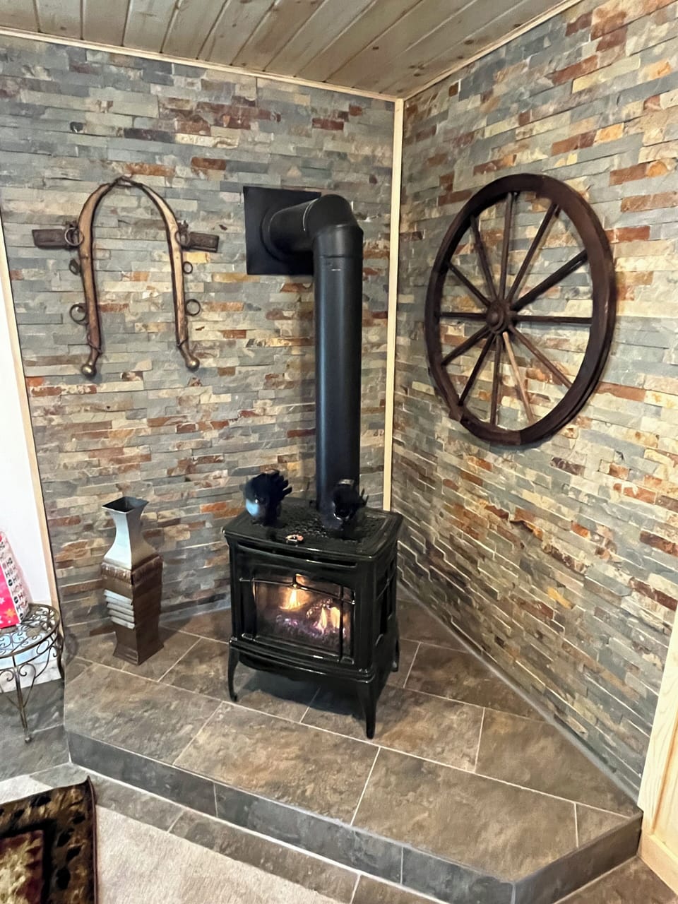 A gas fireplace for those intimate moments