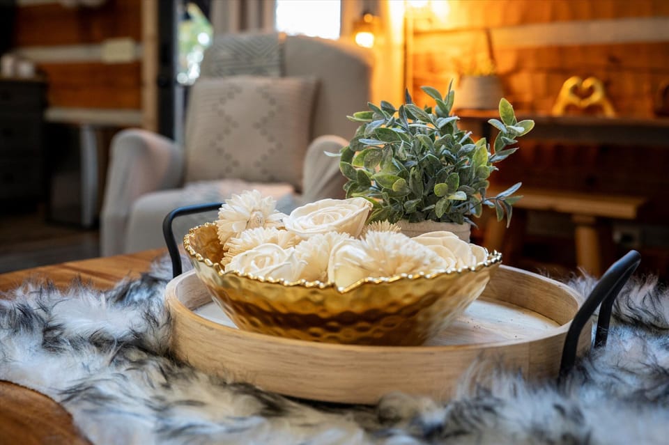 Unique cabin decor that bring character to every room.