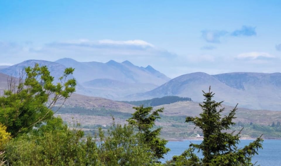 Breathtaking panoramic mountain and sea views.  