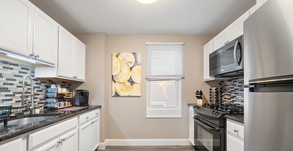 Ample kitchen space.
