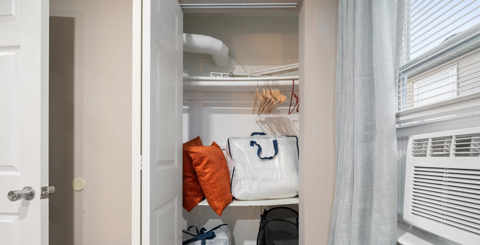 Master Bedroom: Closet.