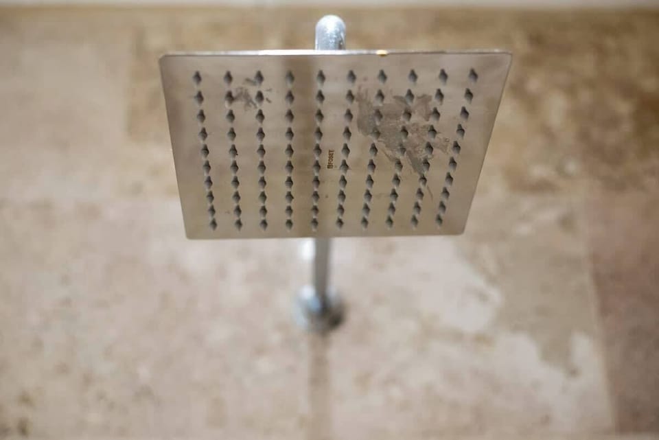 Soothing Shower Experience - Unwind with a warm, soothing shower after a day of exploring and sightseeing.
