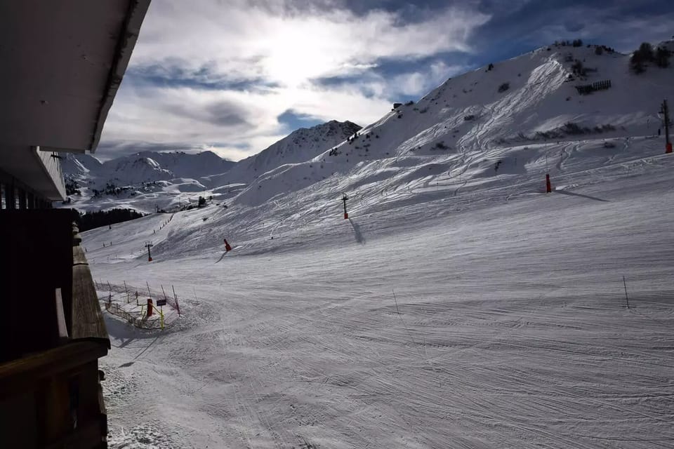 Snow and ski sports