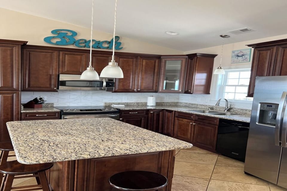 Greatroom - Kitchen