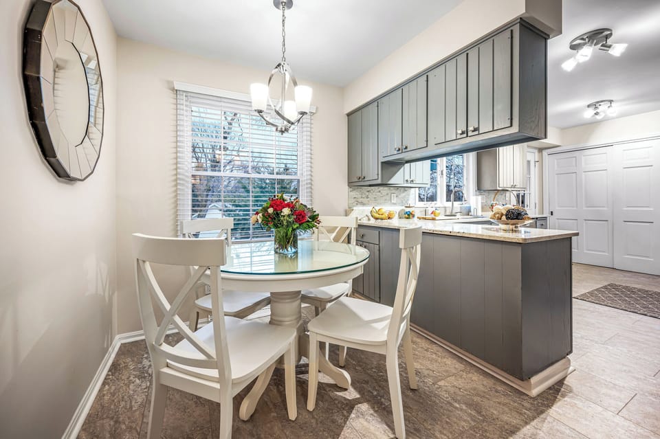 Kitchen table seating for 4