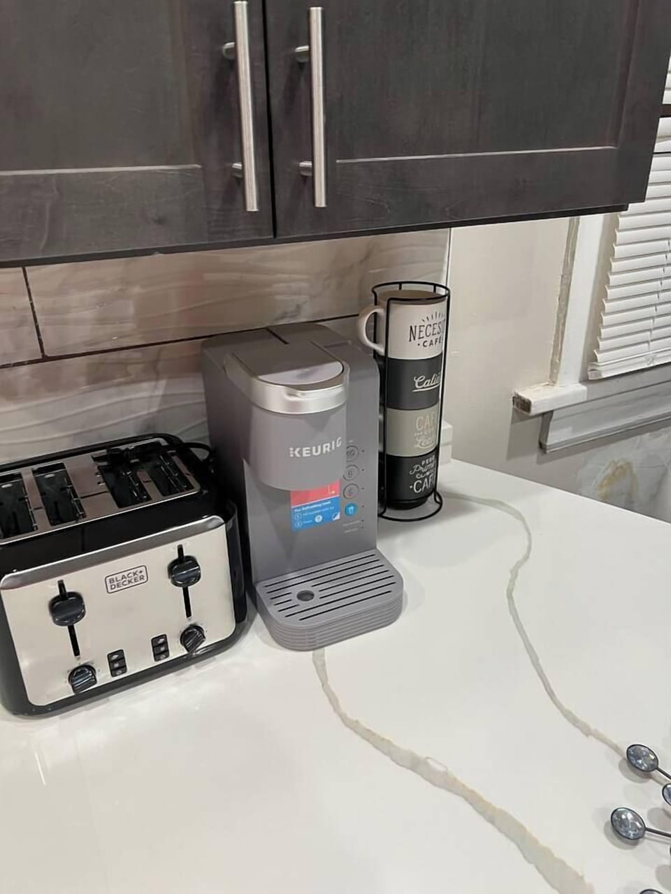 90c6b564-8bce-44f4-b423-16fc2217f2a0