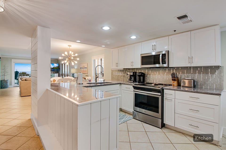 Kitchen - Beach Views