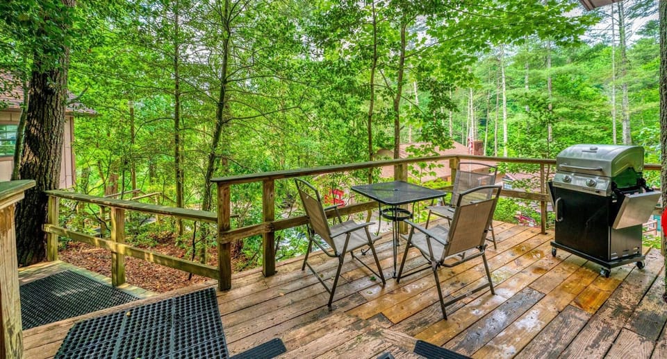 Private Deck for Cabin 1