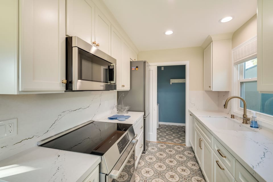 Kitchen | Toaster | French Press