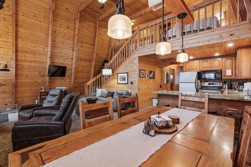Main House - Dining