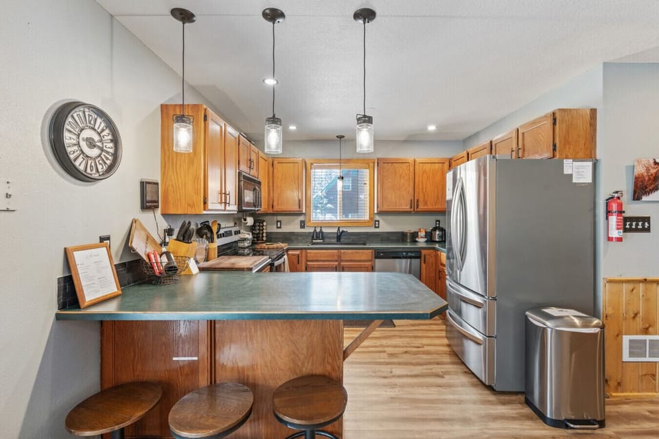 Full Kitchen