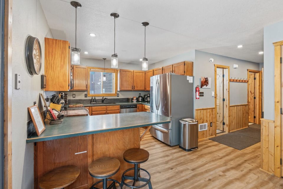 Full Kitchen