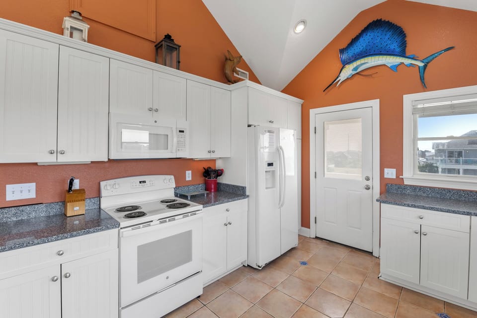 HISA03: Calypso | Top Level Kitchen