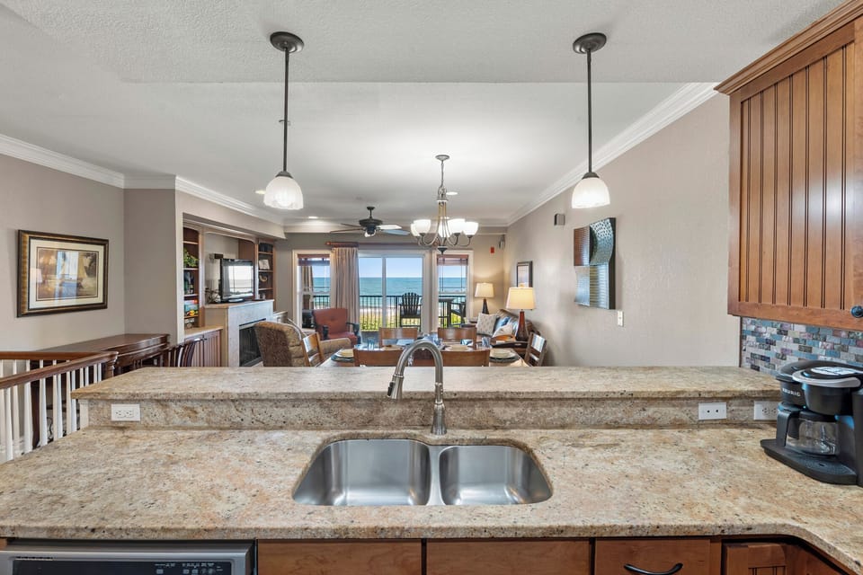 CSC3L: Sweet Escape | Top Level Kitchen