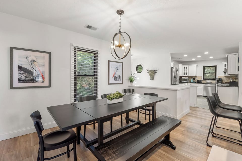 DU403: Inspect2Sea | Top Level Dining Area