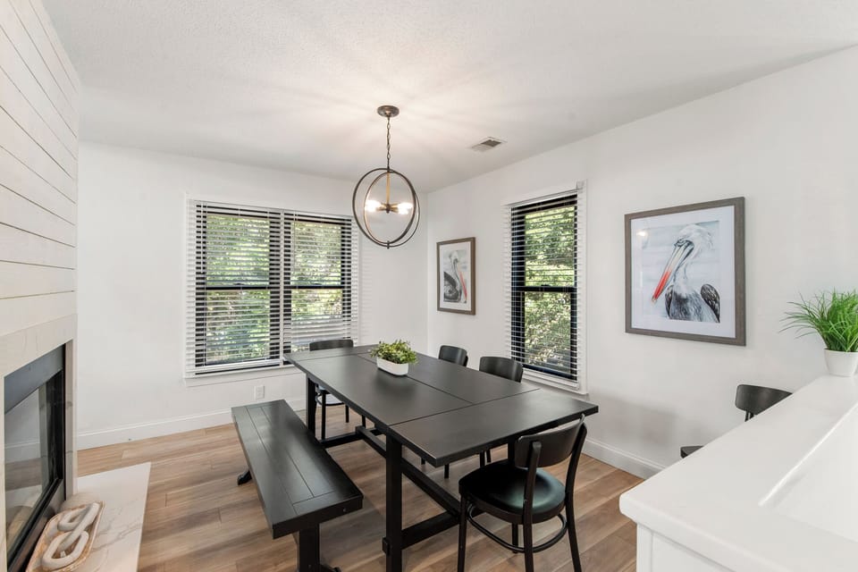 DU403: Inspect2Sea | Top Level Dining Area