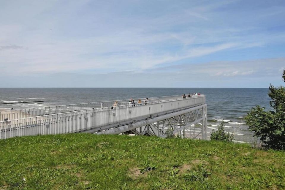 Surroundings [summer] (1-5 km)