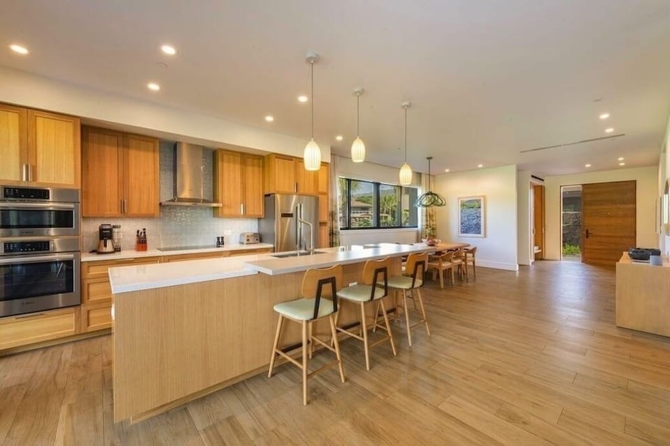 Spacious Gourmet Kitchen