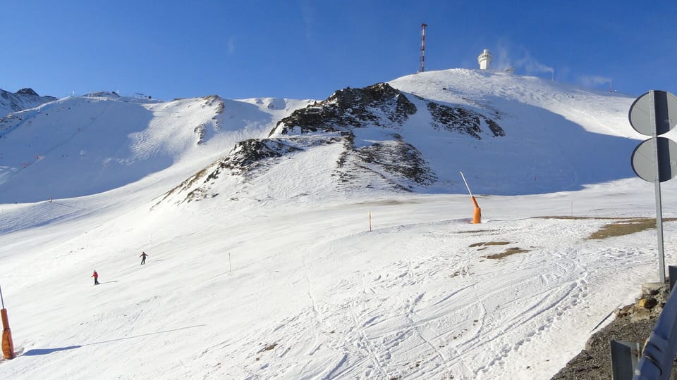 Snow and ski sports