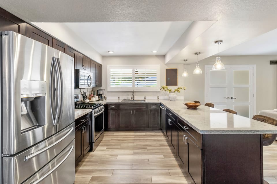 Kitchen (2)