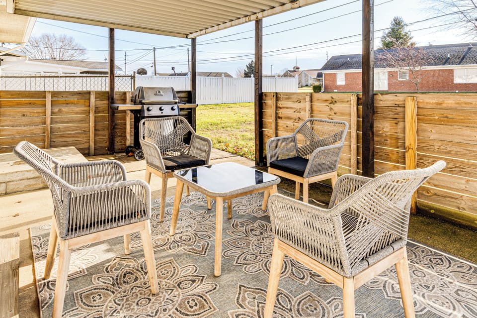 Logansport Vacation Rental | 3BR | 1BA | 980 Sq Ft | 2 Steps Required