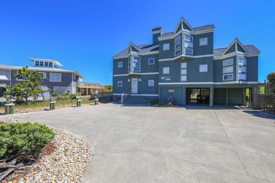 Oceanfront Outer Banks Vacation Rental 2025