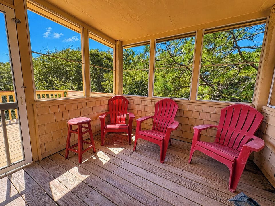 Screened Porch 2026