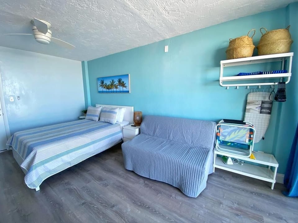 Relax and recharge in a spacious room designed for your comfort.