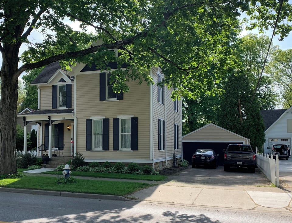 Plenty of Off Street Parking!