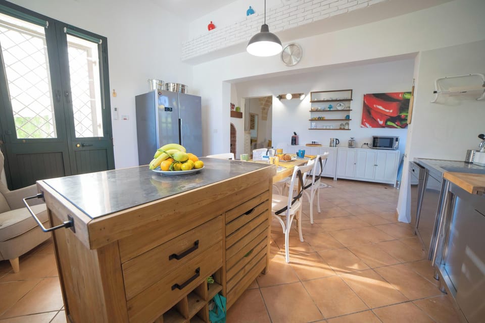 Kitchen and dining area