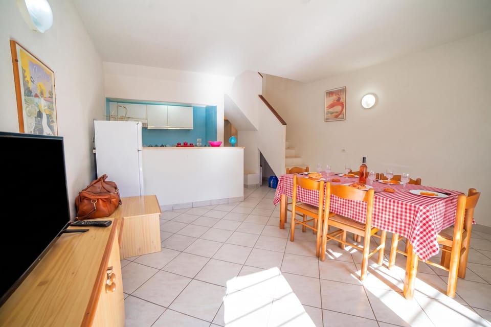 Kitchen and dining area