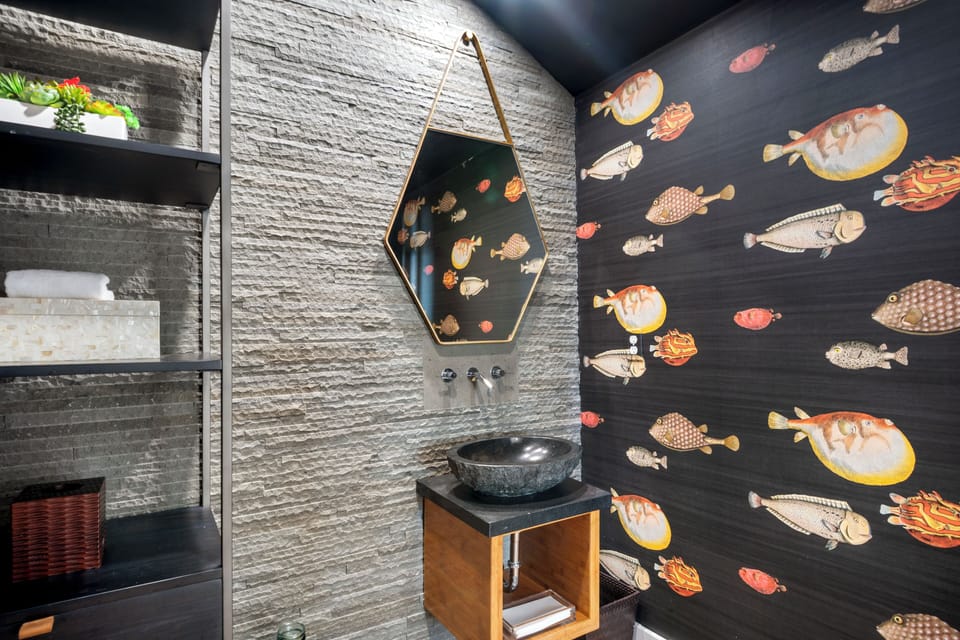 Powder Room, 3rd Floor