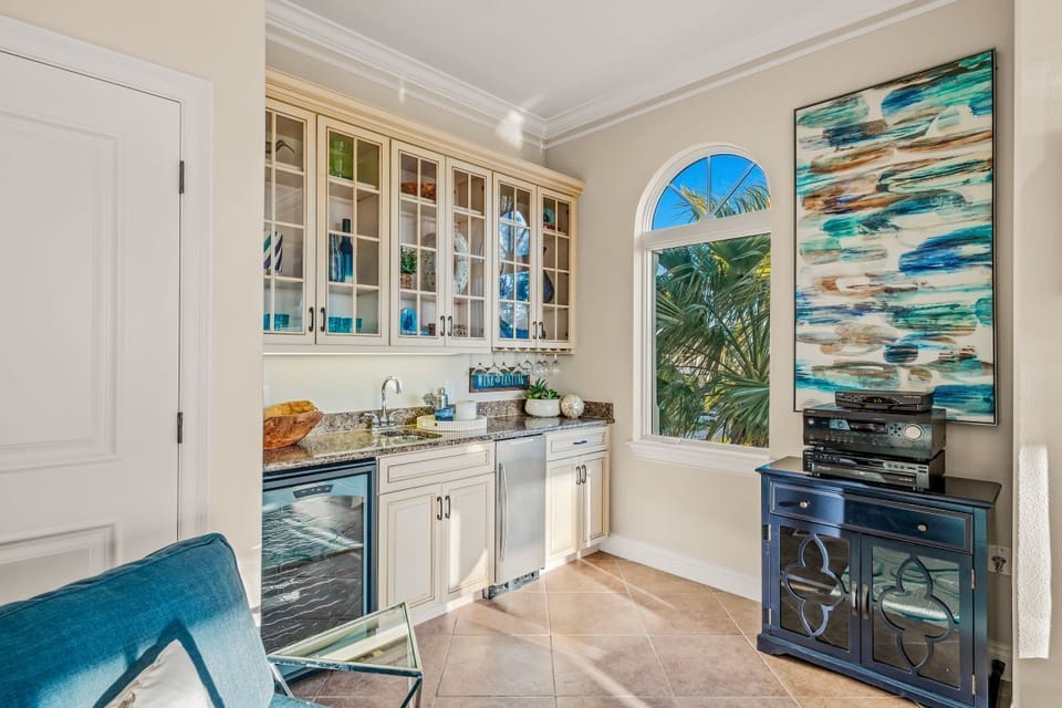 Wet bar