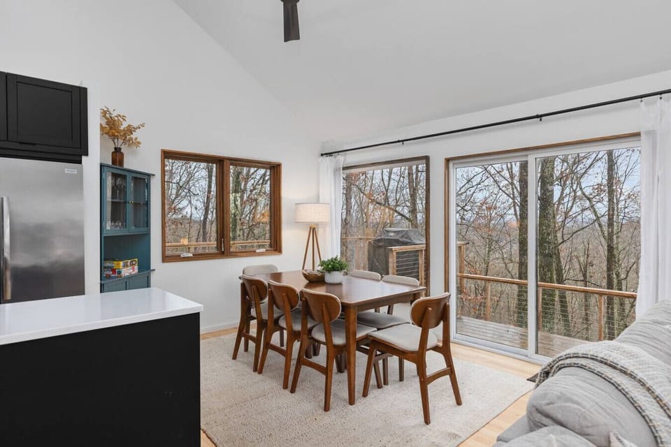 Large dining space to host and enjoy meals together.