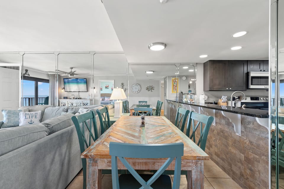 Dining Area Table with Seating for Six