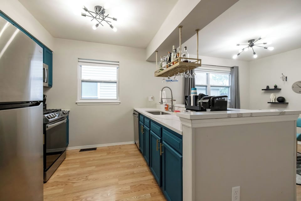 Fully Stocked Kitchen